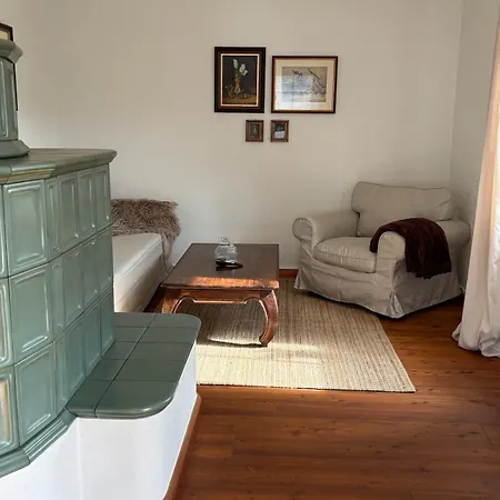 Neu! Melita Mit Terrasse